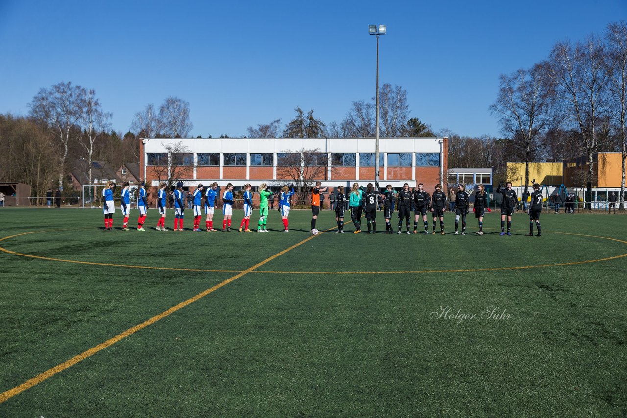 Bild 137 - B-Juniorinnen Halbfinale SVHU - Holstein Kiel : Ergebnis: 3:0